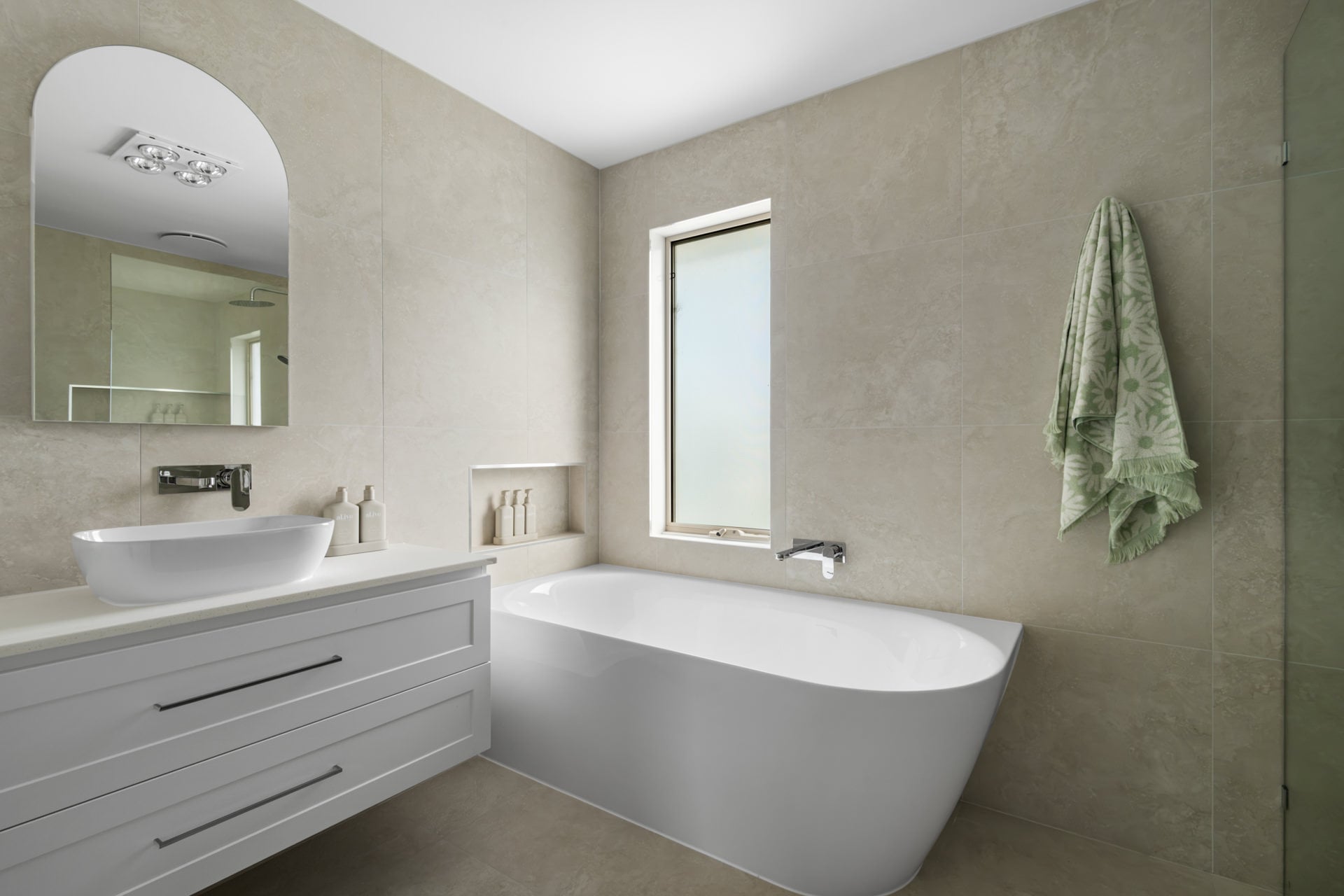 _6 Nautical Rise, Torquay-1