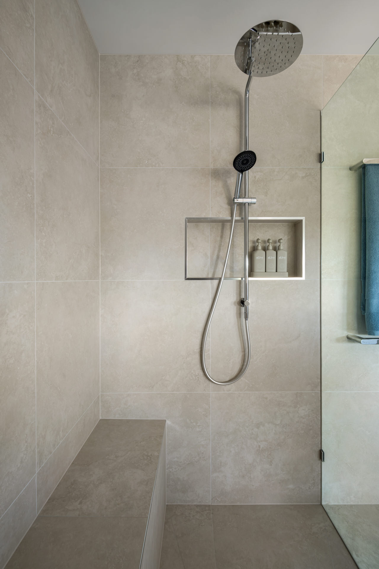 _6 Nautical Rise, Torquay-12
